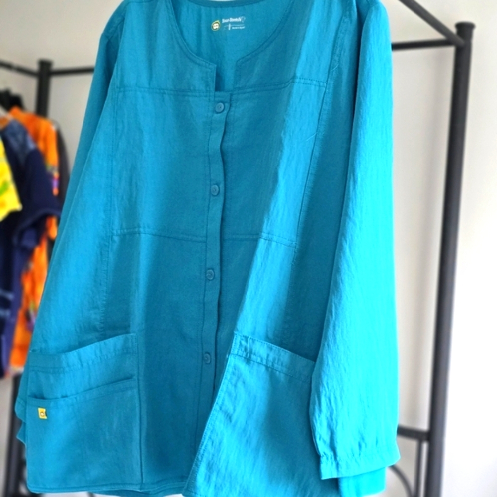 Nursing Scrub Jackets